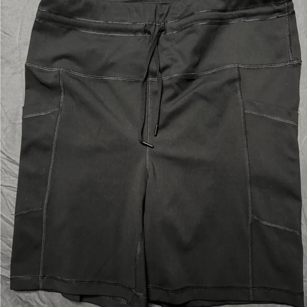 90 Degree By Reflex Black Athletic Shorts with Drawstring - Picture 1 of 4